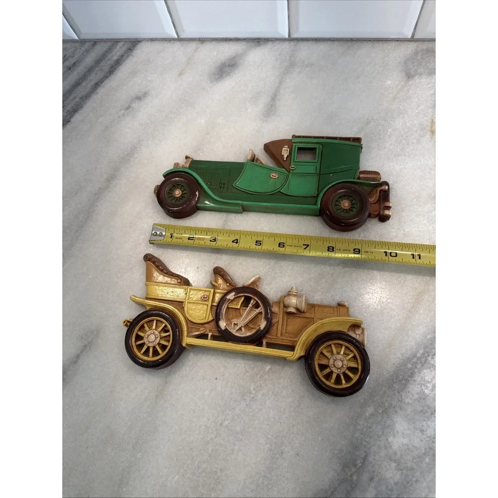 Vintage‎ 1977 Dart Industries Car Wall Hangings 7387 & 7388